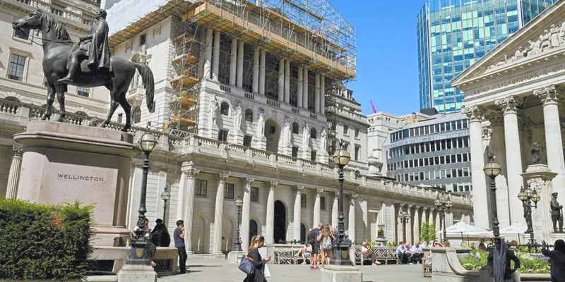 El BoE mantendría las tasas sin cambios durante el resto del año, pese a los riesgos de inflación