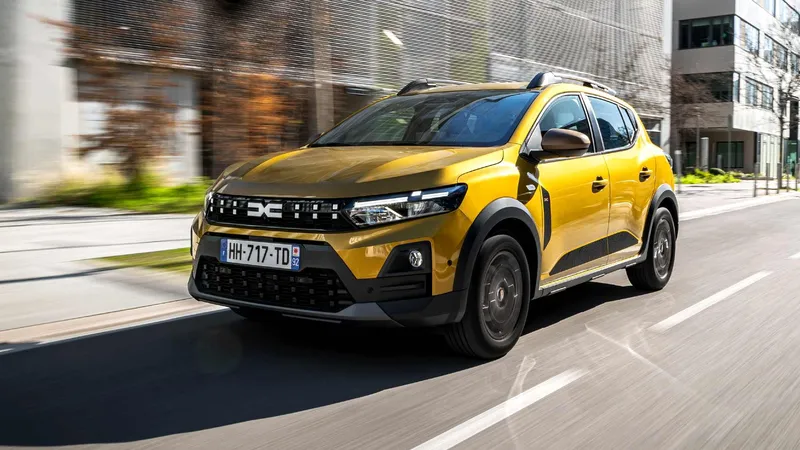 Los coches electrificados disparan sus ventas en España, pero el líder de mayo utiliza GLP