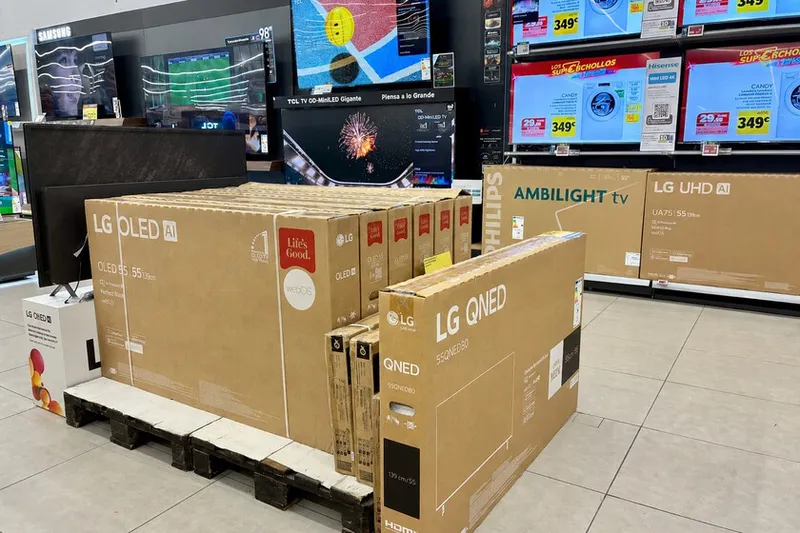 Carrefour liquida este fin de semana una tele QLED de 55 pulgadas perfecta para salones pequeños por menos de 250 euros