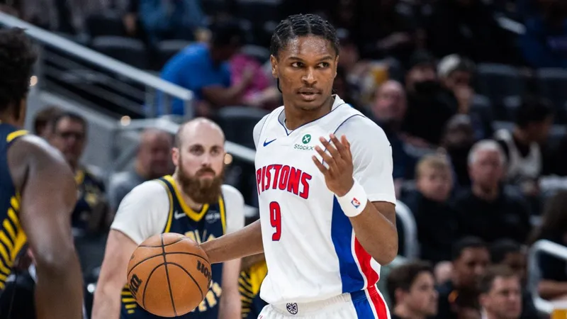 Los Pistons dan galones a Ausar Thompson