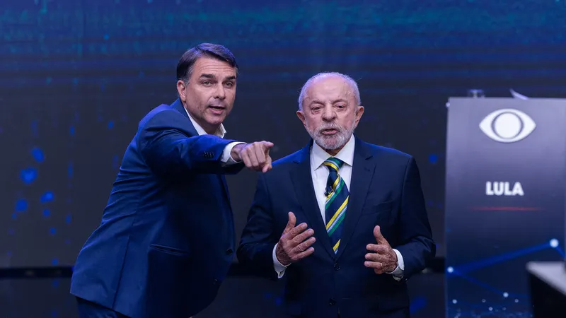 Lula y Flávio Bolsonaro chocan en debate y llegan en empate técnico a una semana del balotaje