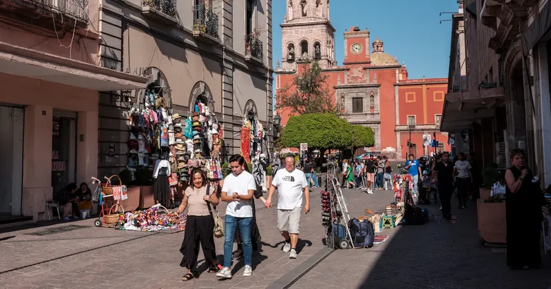 Inflación en México vuelve a moderarse tras decisión de Banxico de mantener sin cambio la tasa