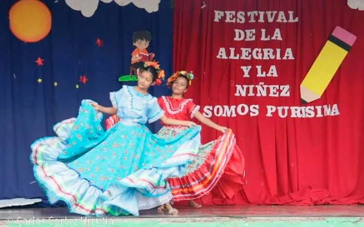 JS-19J celebra Festival de Bailes y Disfraces Infantiles