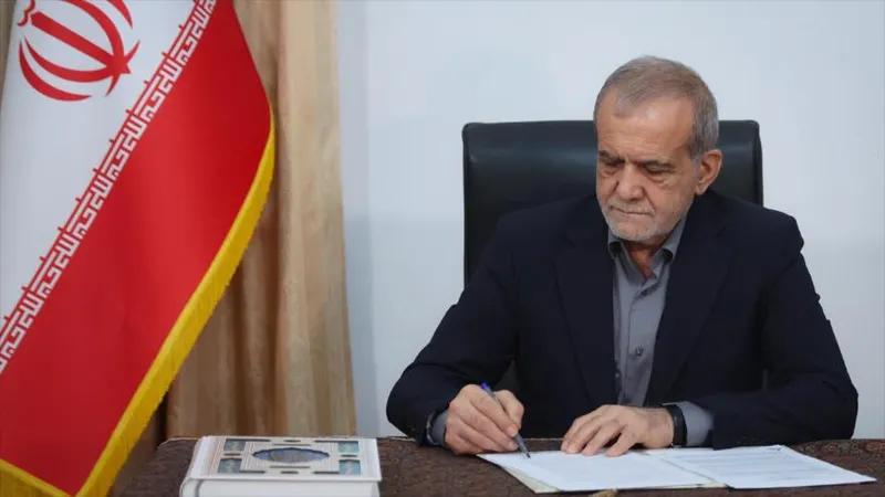 Pezeshkian: MdE de Islamabad será centro de gravedad de política exterior de Irán