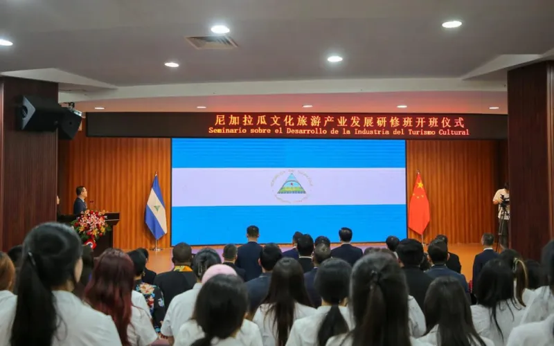Nuestra industria turística con China