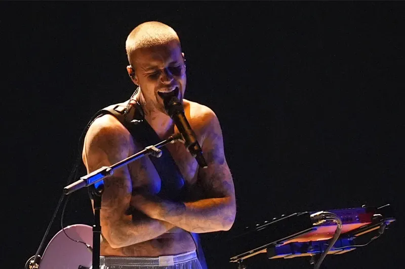 Esta estrella del pop se suma al ‘show’ de medio tiempo de la final del Mundial
