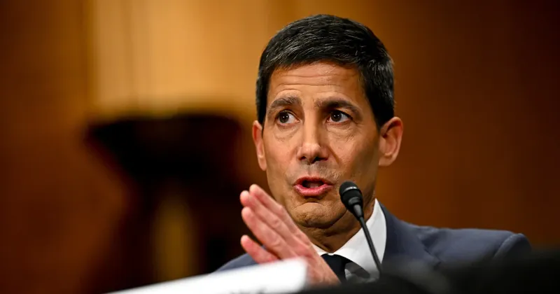 Kevin Warsh quiere que la Fed hable menos: ¿qué impacto tendría esto en los mercados?