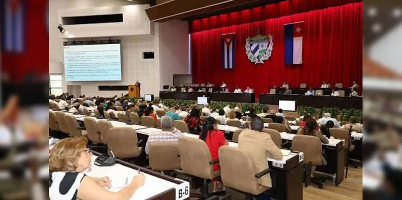 Cuba avanza en reformas económicas con nuevas políticas para empresas y población