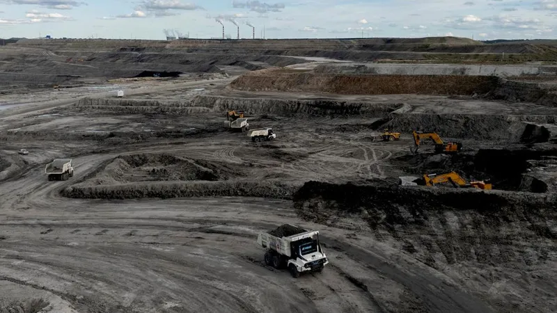China despliega estrategia especial para frenar la minería ilegal