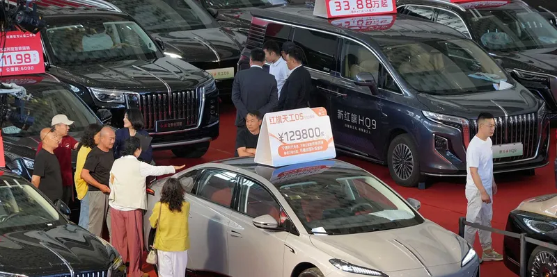 China lanza nuevas medidas para acelerar el consumo de automóviles en todo el país