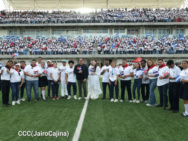 MANIFIESTO DE JUVENTUD PRESIDENTEANTE LA ANTORCHA DE LA LIBERTAD