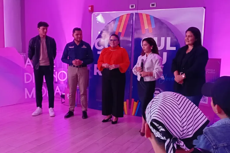 Candidatas a Reina UNEN 2026 conocen técnicas de diseño