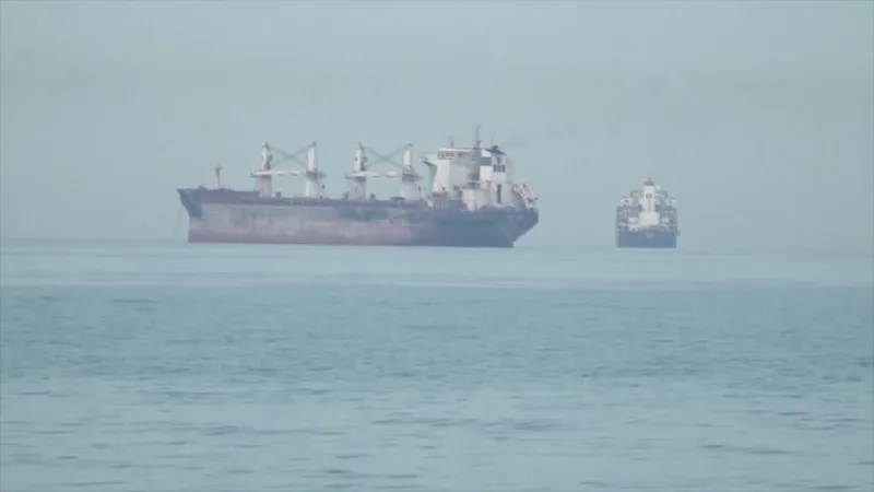 Irán desmiente a EEUU: Armada iraní opera de Ormuz al océano Índico