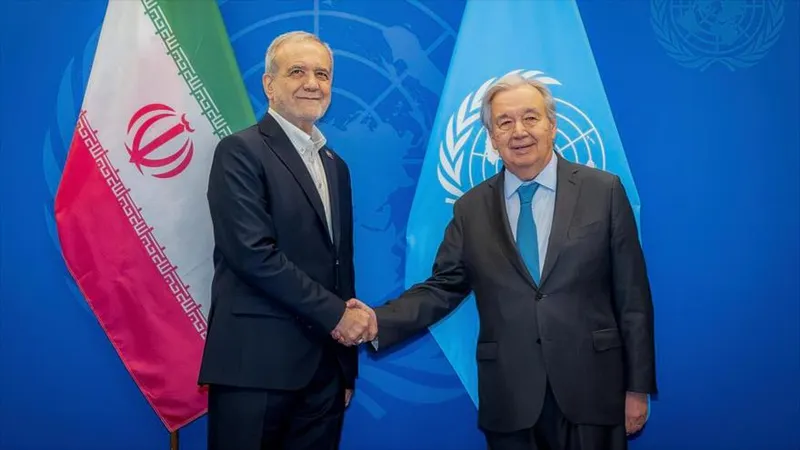 Irán denuncia “traiciones” de EEUU y Guterres admite “voz de paz” de Teherán