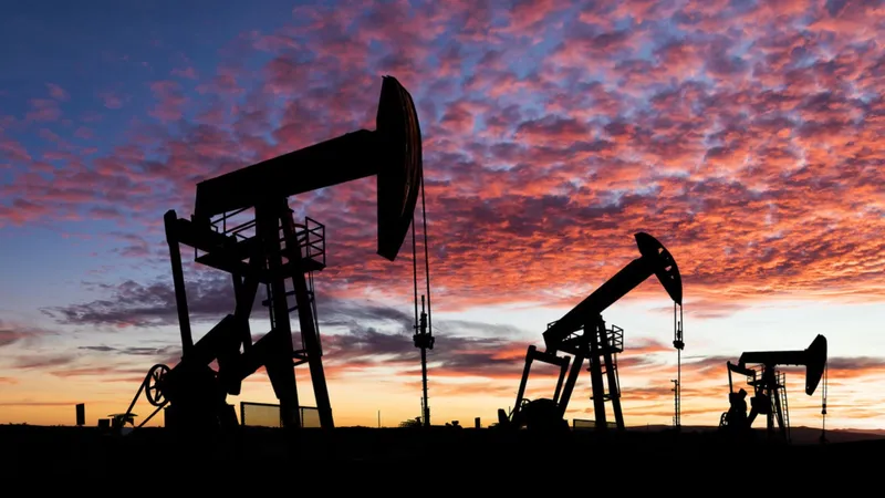 Petróleo podría superar los 250 dólares por barril por tensión en Oriente Medio
