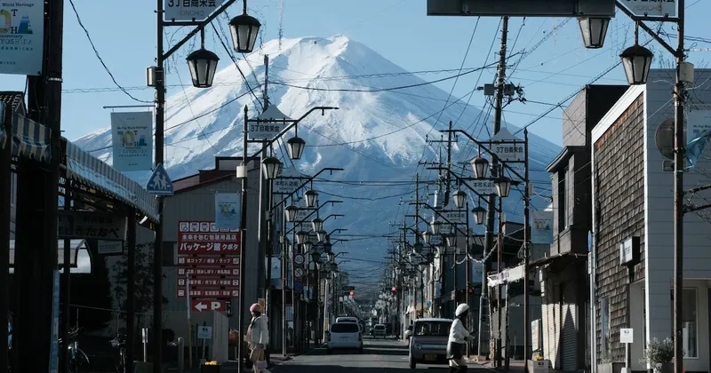 La venta de bonos japoneses a 10 años atrae una demanda más firme que su media de 12 meses