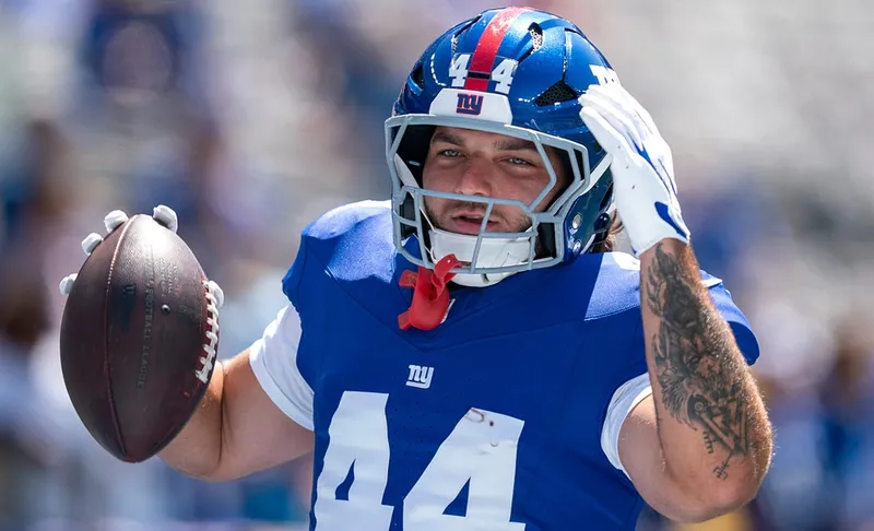 Cam Skattebo, completamente recuperado y listo para jugar
