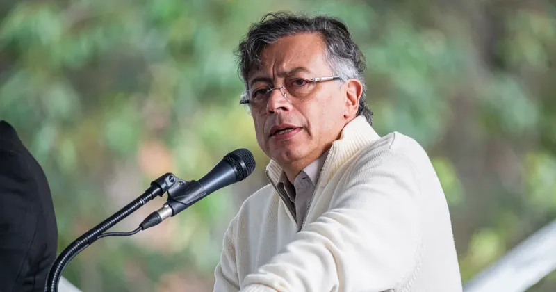 Qué es y cómo funciona la Comisión de Investigación y Acusación que busca suspender a Petro como presidente