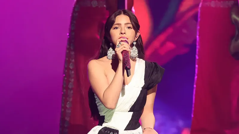 Ángela Aguilar volvió a cambiar de look, ¿qué tal le queda, cómo luce ahora?