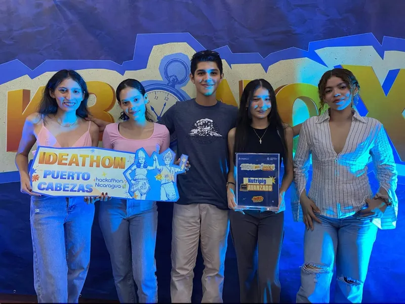 Jóvenes de la Costa Caribe Norte impulsan sus ideas rumbo al Hackathon Nicaragua 2026