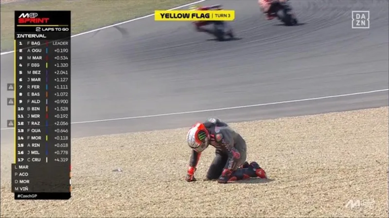 Nuevo regalo de Bezzecchi para Marc Márquez: así queda la clasificación