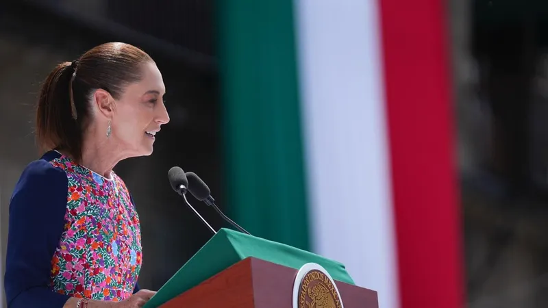 La gira nacional de Sheinbaum le sirve "para tener presencia en los diferentes estados", dice analista