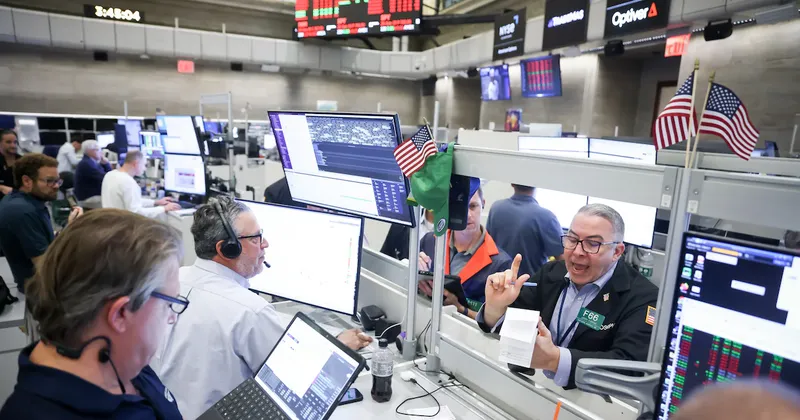 S&P 500 sube con el alivio del petróleo y el mercado atento a la cumbre entre Trump y Xi