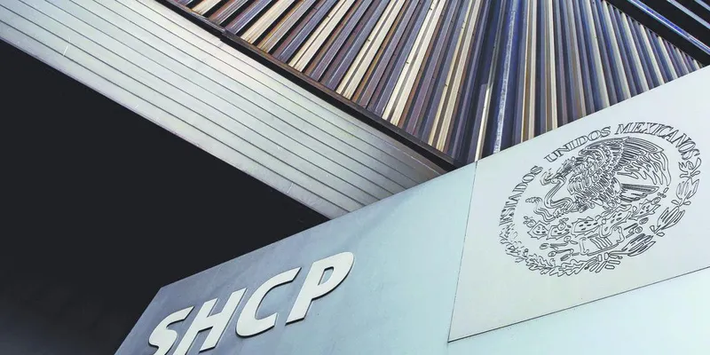 Recorte en nota es tarjeta amarilla para Hacienda: analistas