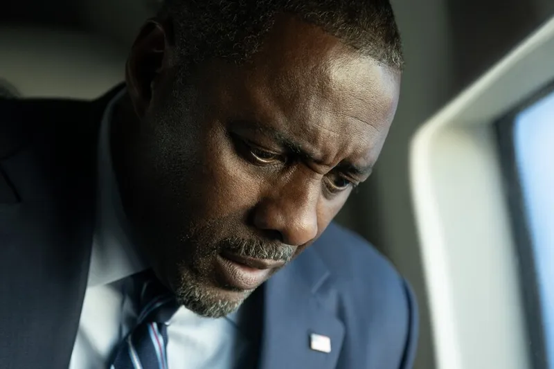 Idris Elba borra de un plumazo 18 años de rumores sobre hacer de James Bond: "No aceptarían a un negro en ese papel, y ya"