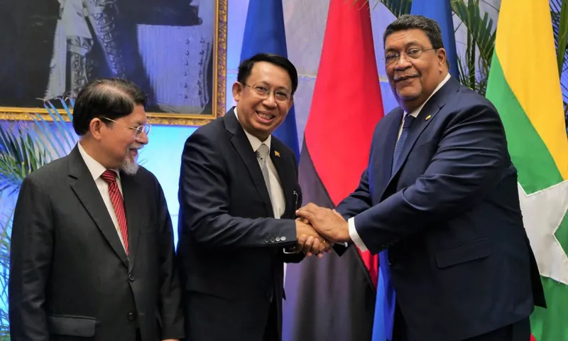 Nicaragua recibe al primer embajador residente de Myanmar
