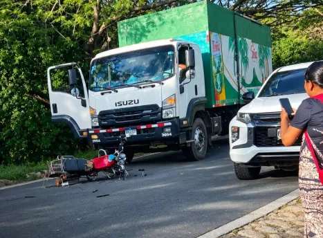 Motociclista pierde la vida en Nueva Segovia al invadir carril