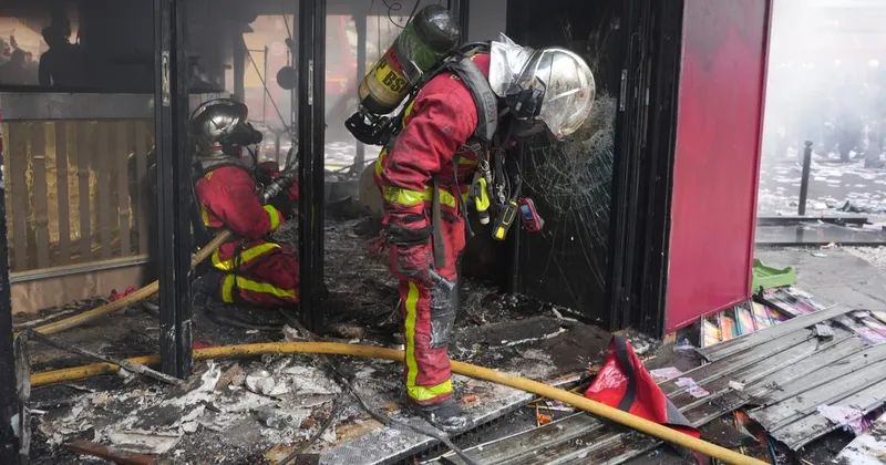 Protestas en Francia: disturbios dejan más de 2.000 detenidos, saqueos e incendios