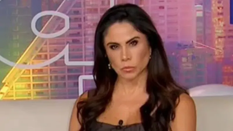 Paola Rojas pone un alto a Aleks Syntek tras mencionar su polémica con Zague: 'Conmigo no te metas'