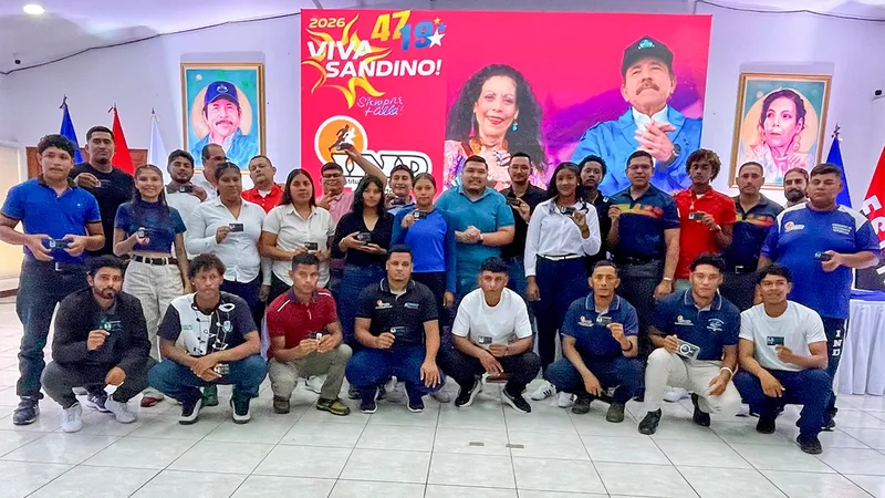 IND y FENIBA gradúan a 23 nuevos árbitros para fortalecer el béisbol nicaragüense
