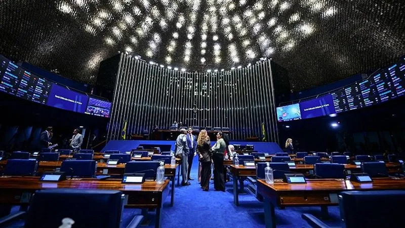 Triunfo para los trabajadores de Brasil: Senado avala reducción de la jornada laboral semanal