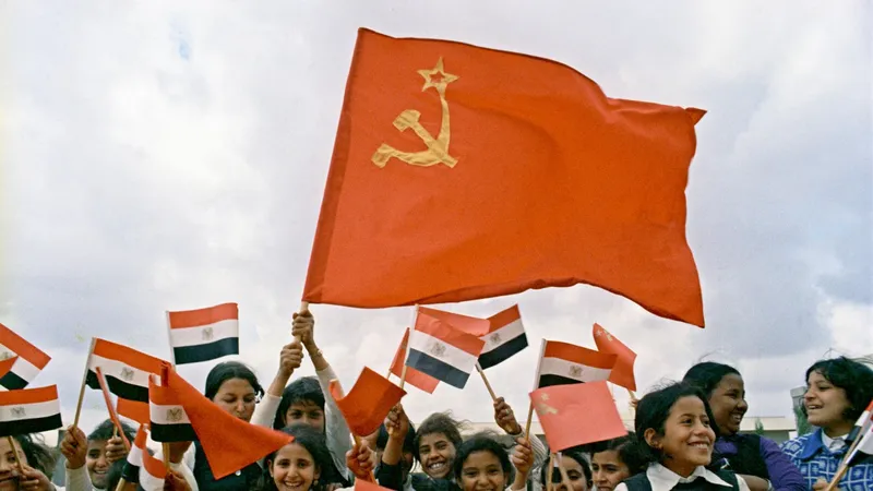 África reivindica el papel clave de la URSS contra el colonialismo, señala un experto