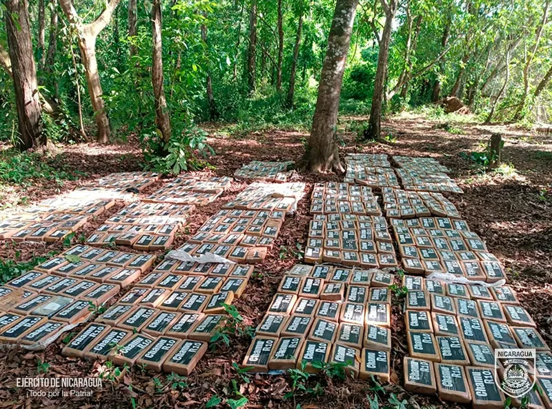 Ejército de Nicaragua frustra traslado de droga y ocupa cargamento de cocaína