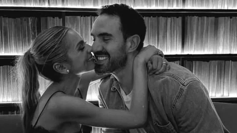 Sofía Castro celebra su cumpleaños 30 cobijada por el amor de su familia y una cena muy especial
