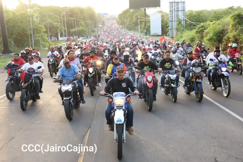 Motorizada sandinista celebra las victorias revolucionarias del 47/19