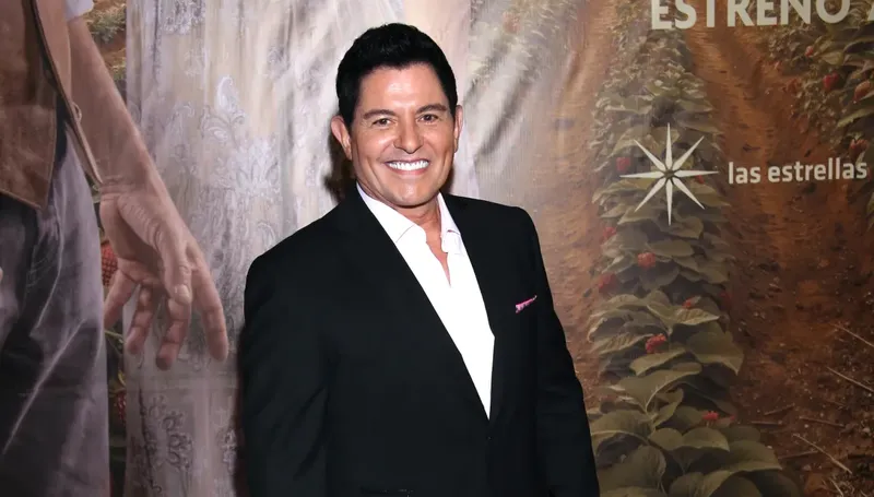 Ernesto Laguardia conmueve en “La Casa de los Famosos México” al recordar la pérdida de su padre