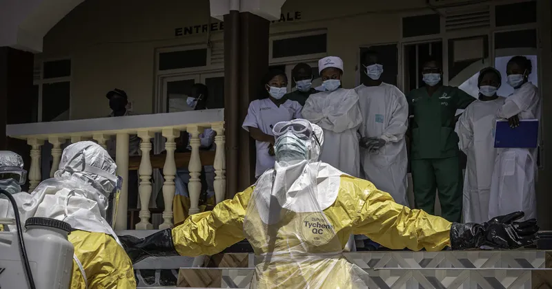 La OMS alerta que el ébola se propaga más rápido de lo que Congo puede contenerlo