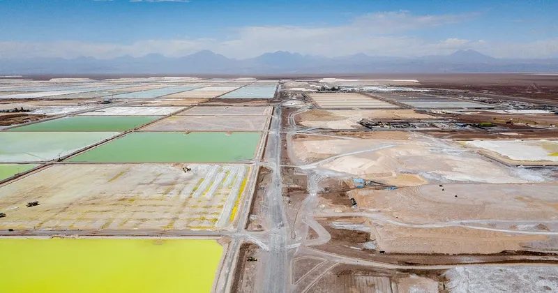 Sheinbaum mantiene a LitioMx sin presupuesto de inversión para 2027