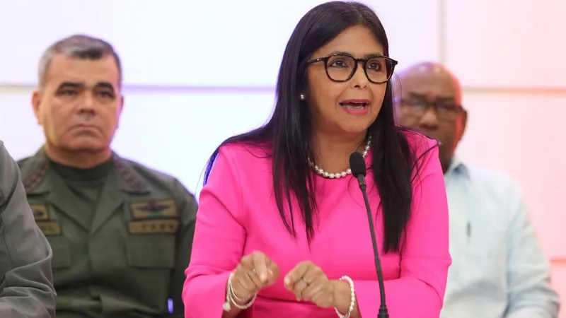 Trump reclama inmunidad judicial para Delcy Rodríguez en Florida