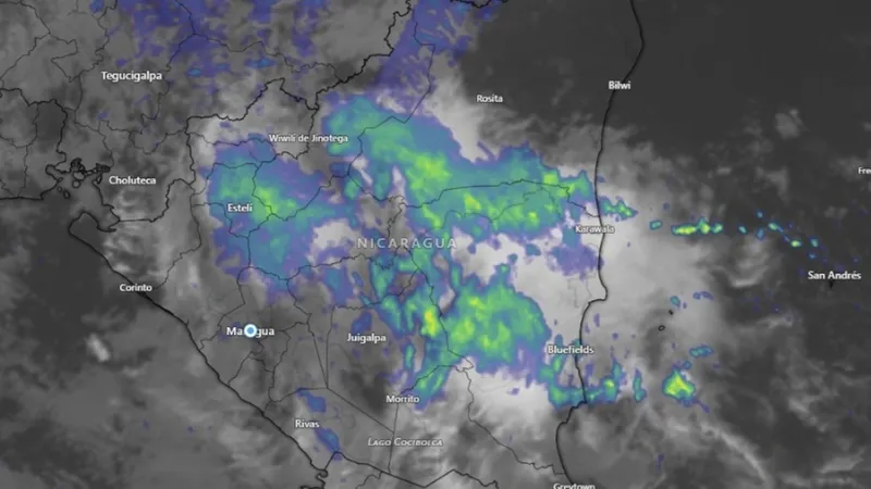 Bajas presiones mantienen condiciones lluviosas en Nicaragua