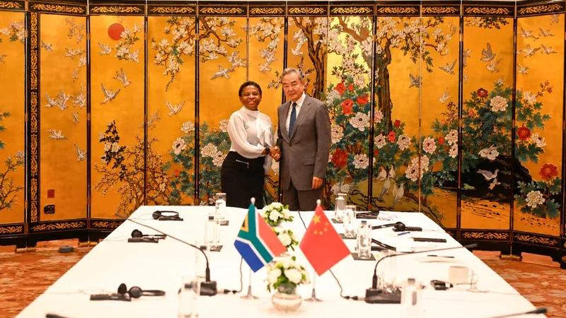 China y Sudáfrica refuerzan unidad en los BRICS
