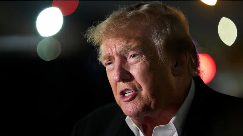 Trump dice que espera una reunión con Putin y Zelenski “muy pronto