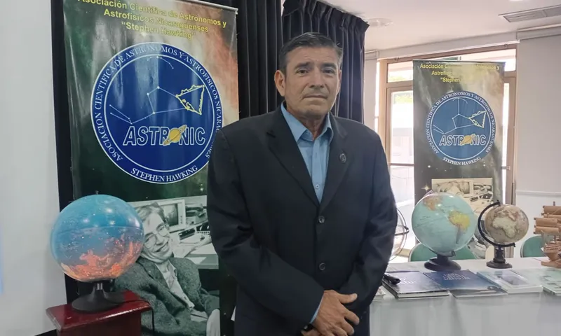 Astronic y la UAM abordan conferencia de la primera expedición a la Tierra