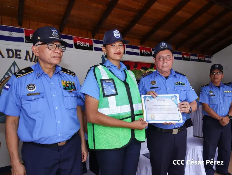 Nueva promoción de oficiales de línea al servicio de Nicaragua