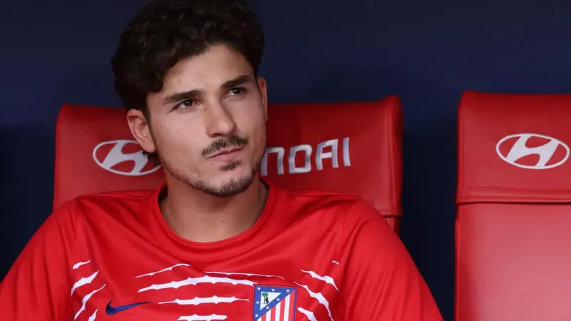 Última hora del mercado de fichajes de fútbol, en directo