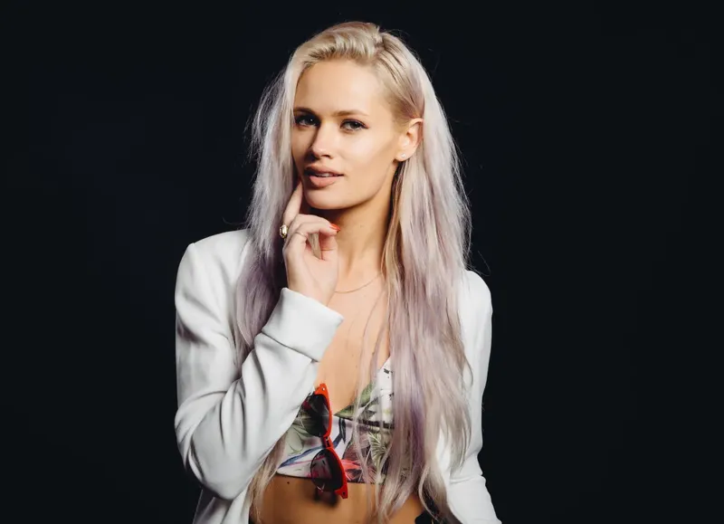 Lauren Bennett, la voz detrás de “Party Rock Anthem”, fallece a los 37 años
